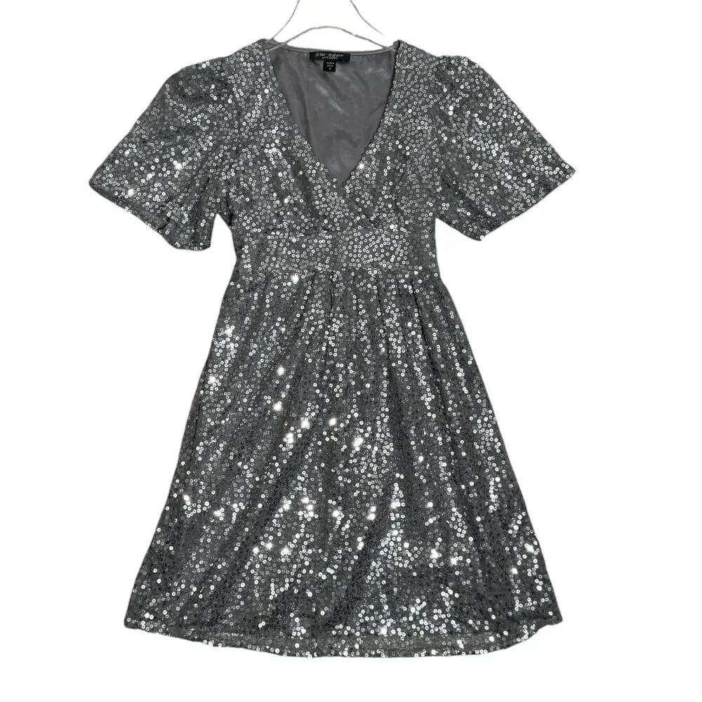 Betsey Johnson‎ Evening Silver Sequin Cocktail Dress Size 6 Metallic Party Glam
